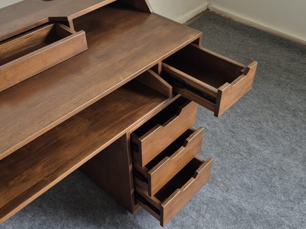 Working Table - Image 2