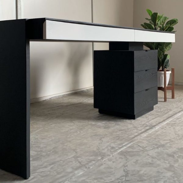 Working Table - Image 3