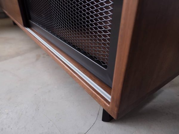 TV Console - Image 3