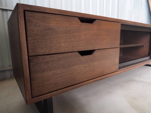 TV Console - Image 9