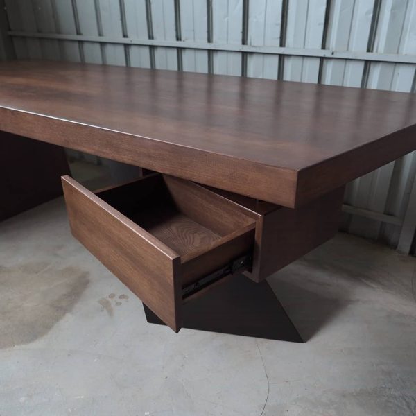 Working Table - Image 3