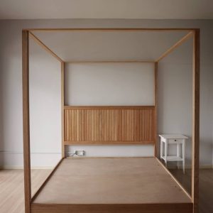 Poster Bed Frame (Queen)