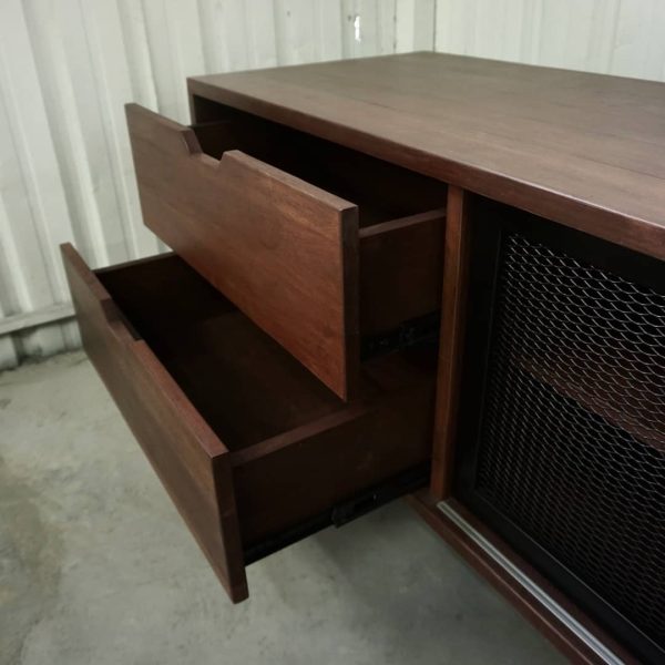 TV Console - Image 4