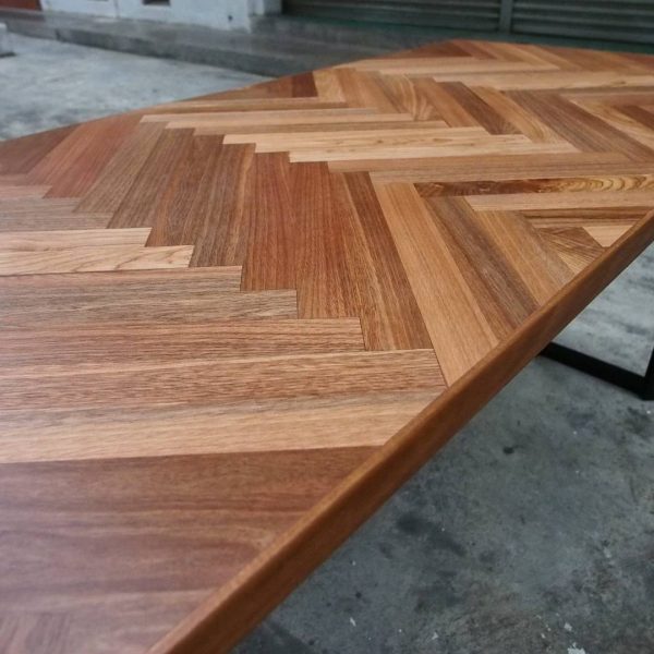 Dining Table - Image 4