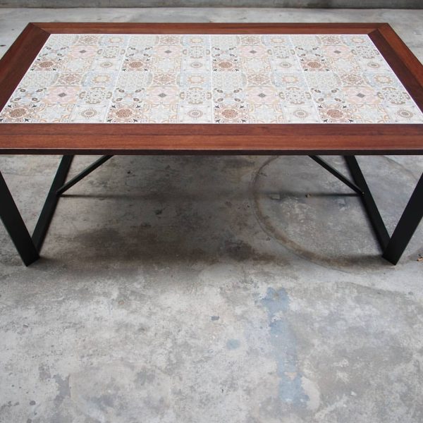 Dining Table - Image 3