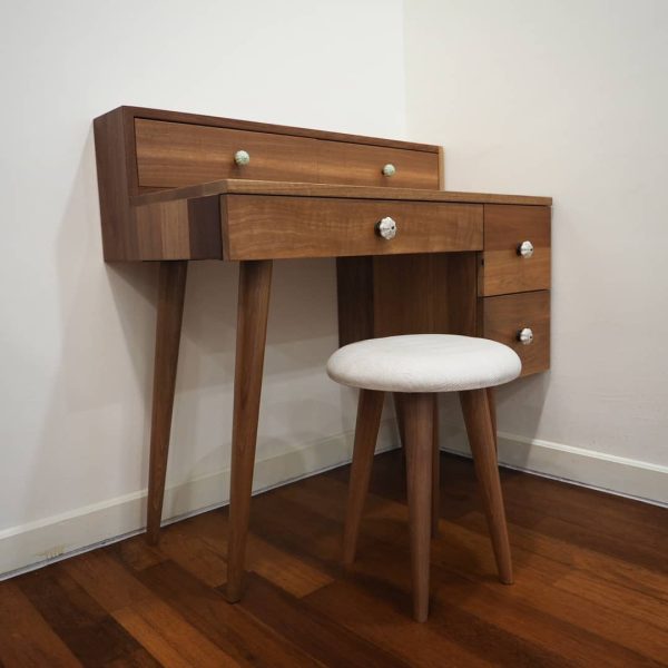 Vanity table with Upholstered Stool - Image 7