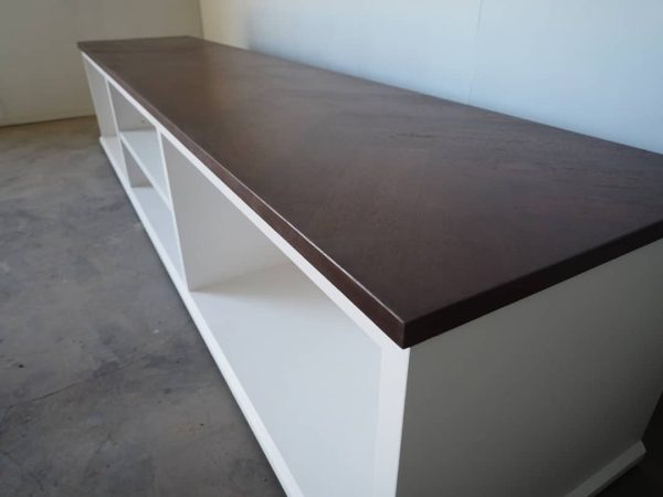 TV Console - Image 3