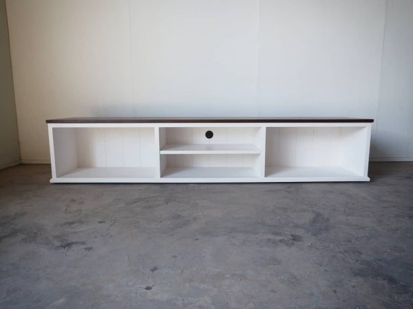 TV Console - Image 2