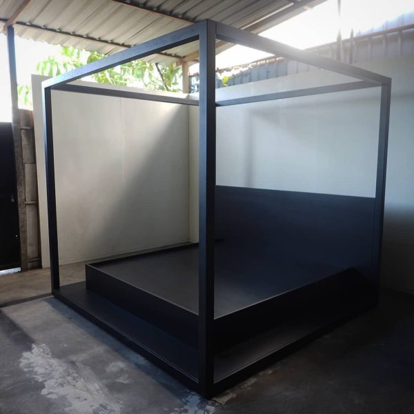 Poster Bed (King) - Image 6