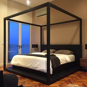 Poster Bed (King)