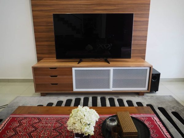 TV Console - Image 3