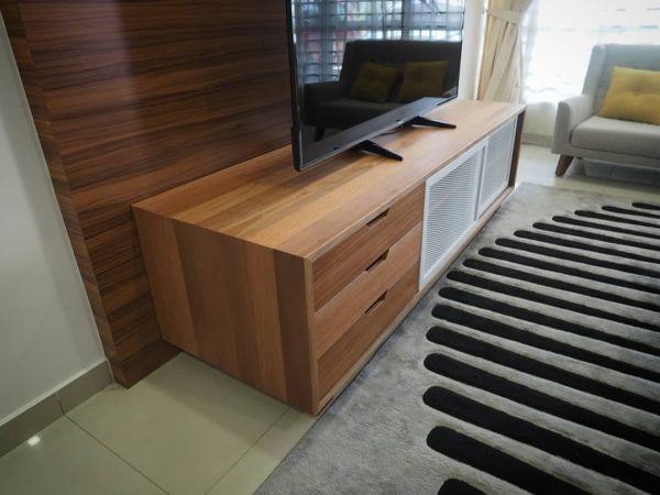 TV Console - Image 2