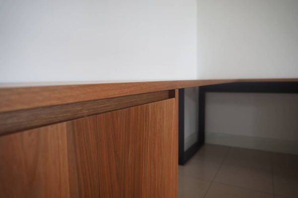 Workking Table - Image 2