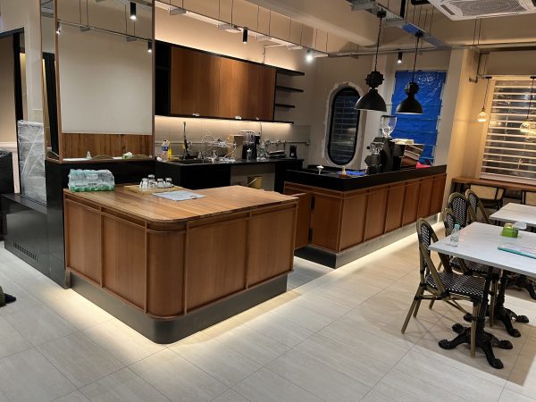 Counter Table - Image 2