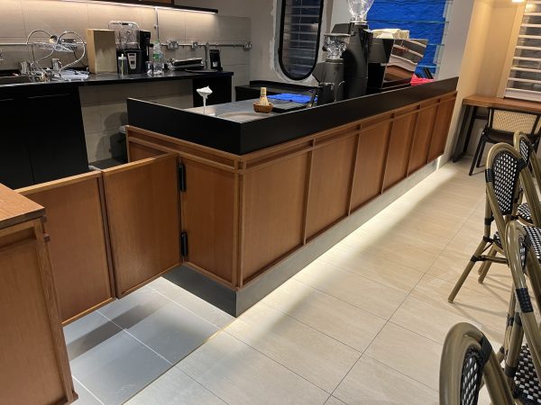 Counter Table - Image 4