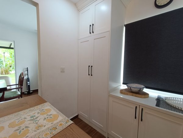 Kitchen Cabinet - Image 2