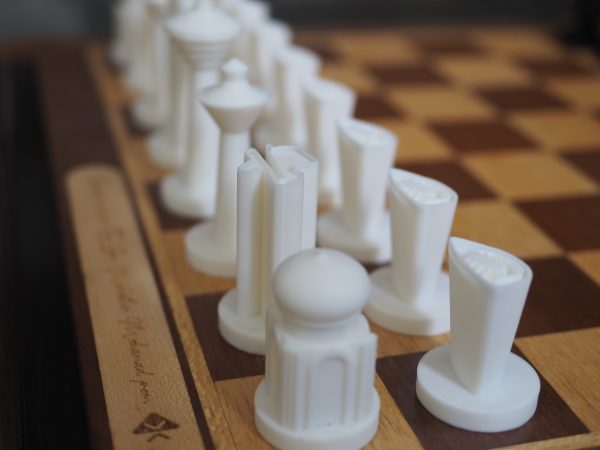 Custom chessboard (3D printed pieces) - Image 7