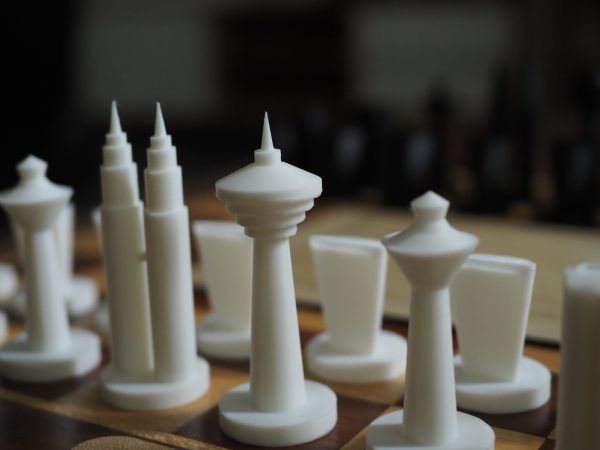 Custom chessboard (3D printed pieces) - Image 4