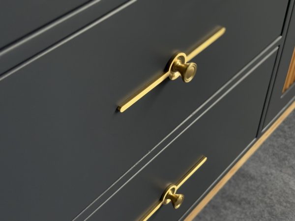 Sideboard - Image 3