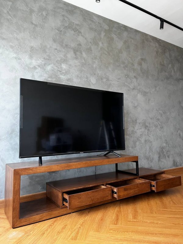 TV CONSOLE