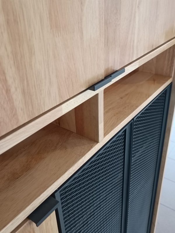Built-in Shoe Cabinet - Image 3