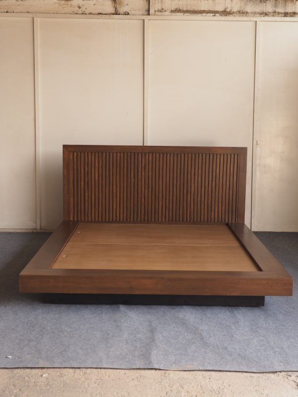 Floating bed frame with fluted headboard - Image 7