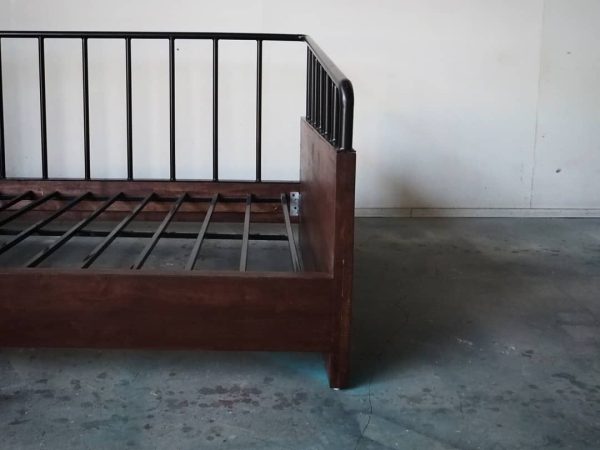 Day Bed - Image 4