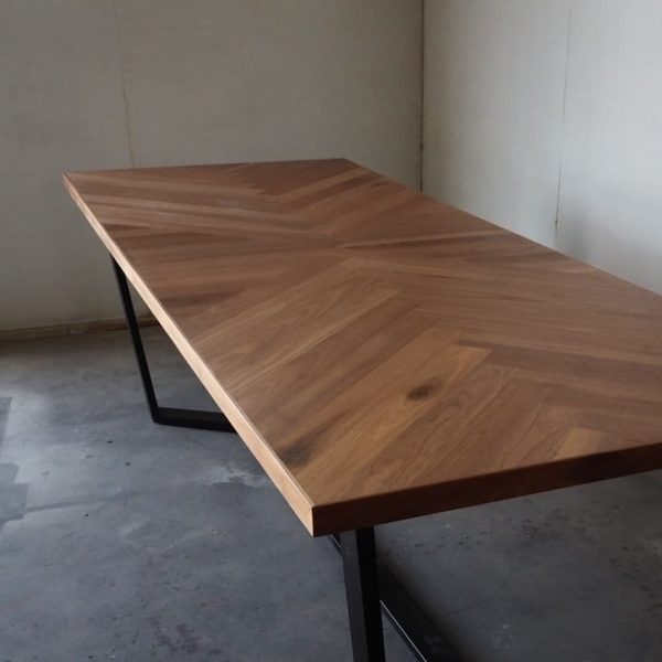 Dining Table - Image 3