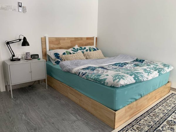 Bedframe with Storage Base (Queen) - Image 4