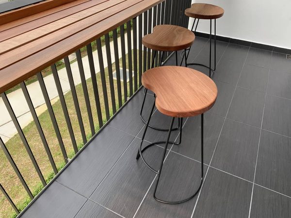 Outdoor Balcony Bar Table & Matching Bar Stools - Image 5