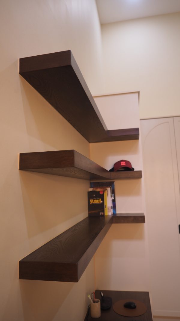 Built-ins Wardrobe with Working Table and Shelves - Image 3