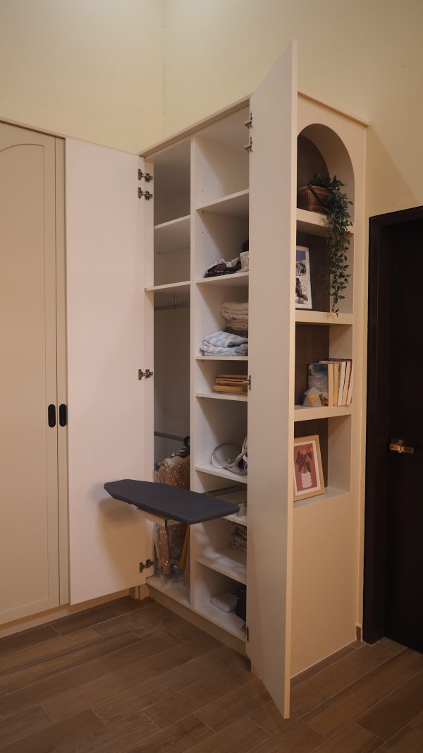 Built-ins Wardrobe with Working Table and Shelves - Image 5