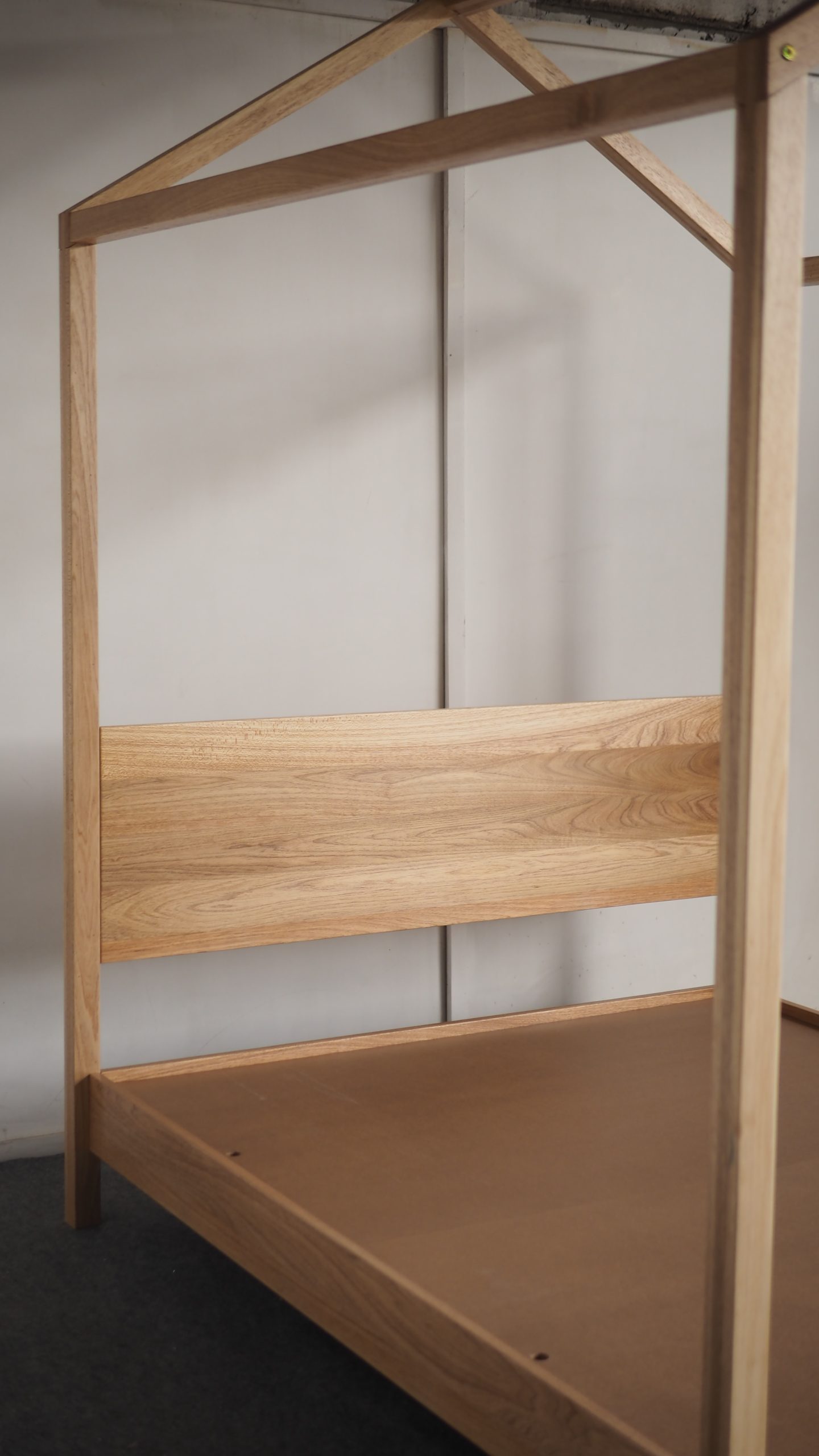 Poster Bed Frame (Queen) - Image 9