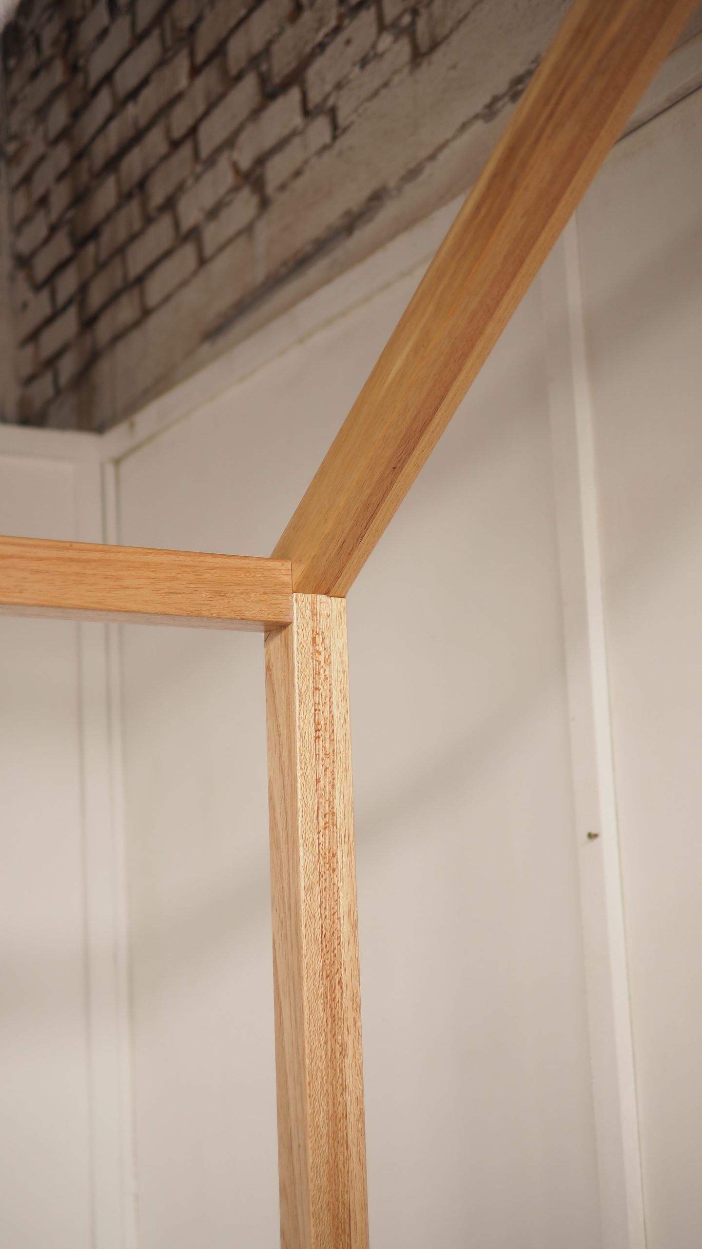 Poster Bed Frame (Queen) - Image 8