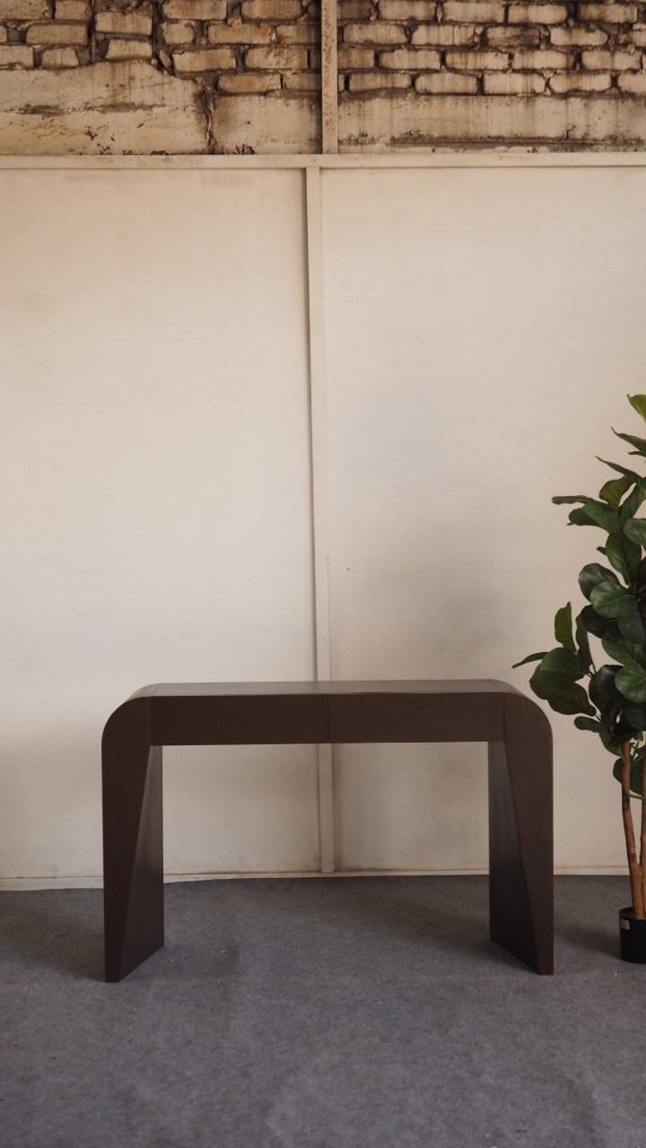 Curved Vanity Table - Image 20