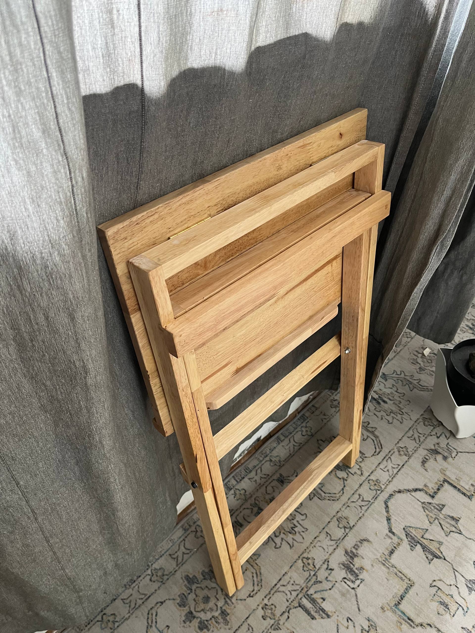 Foldable Rehal Table with Magnetic Lock - Image 5