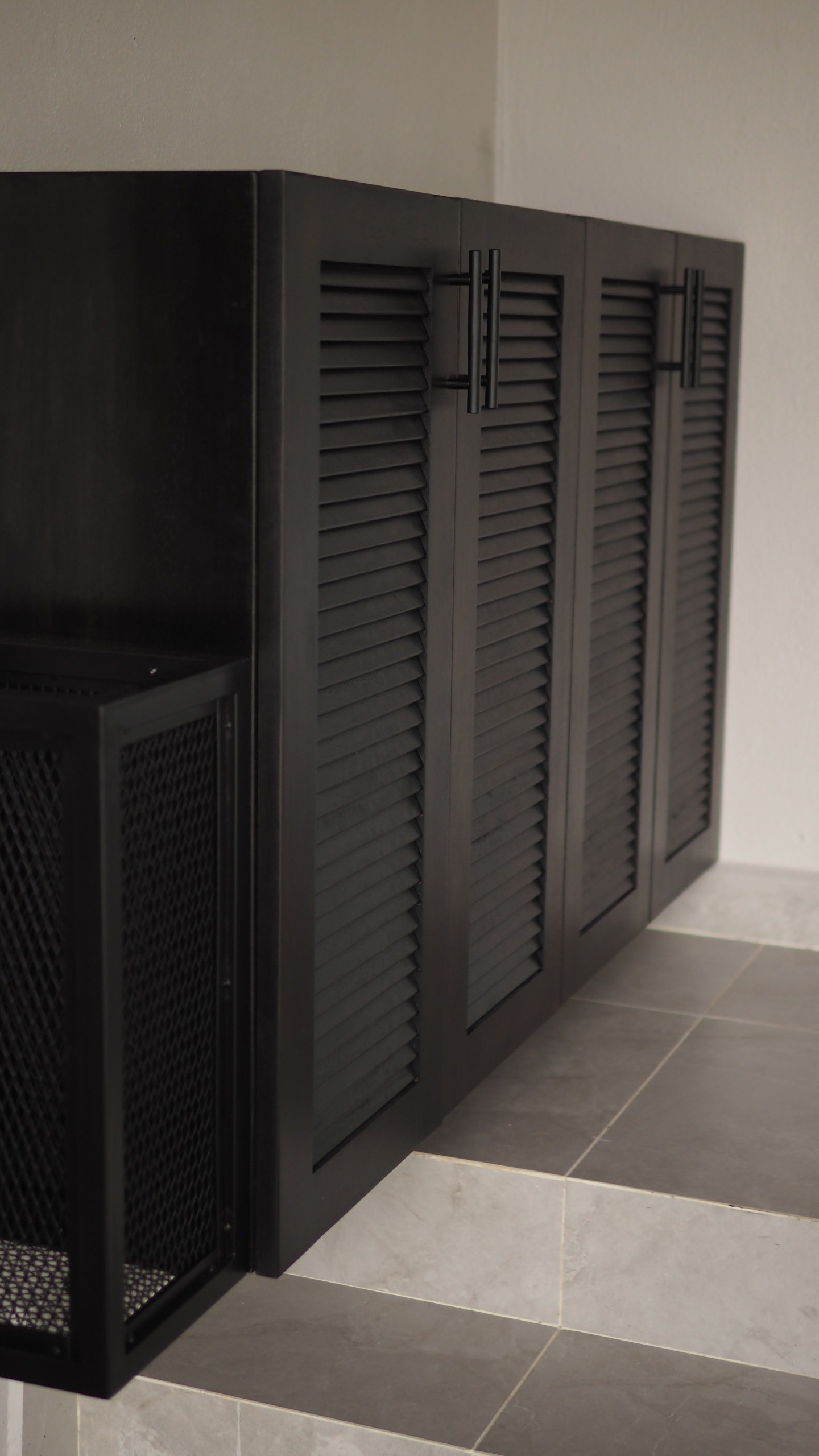 Shoe Cabinet - Image 4