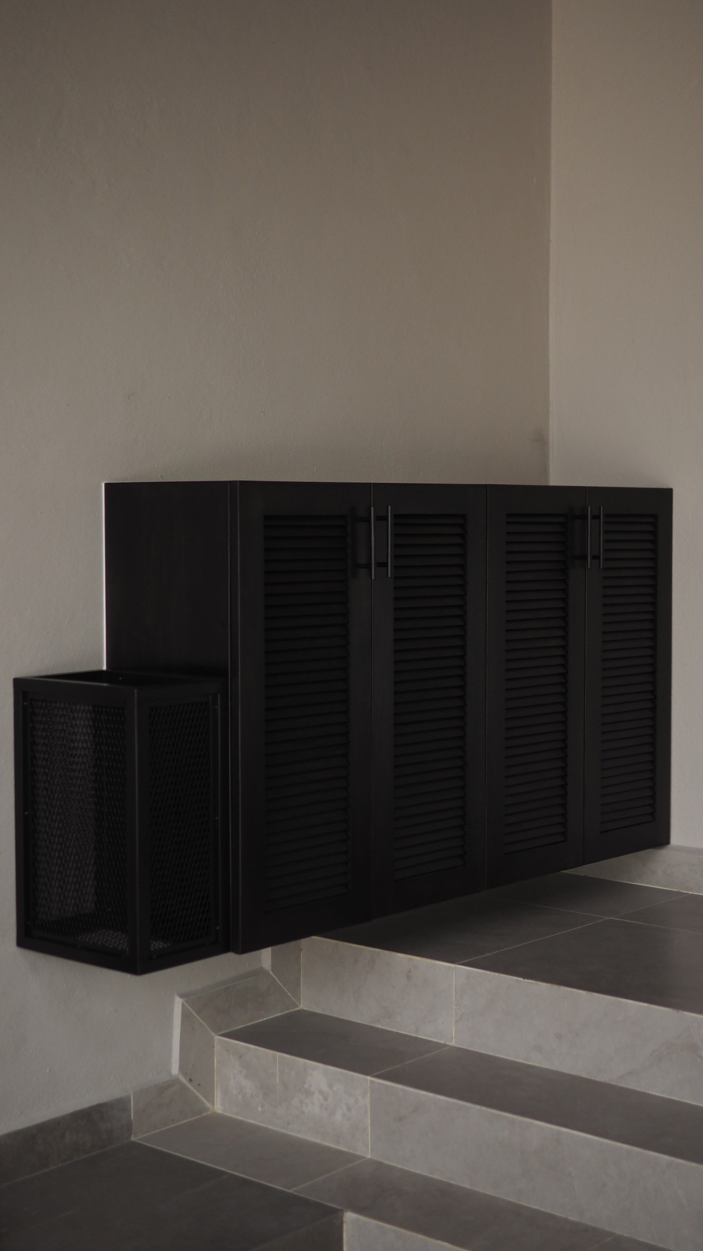 Shoe Cabinet - Image 8