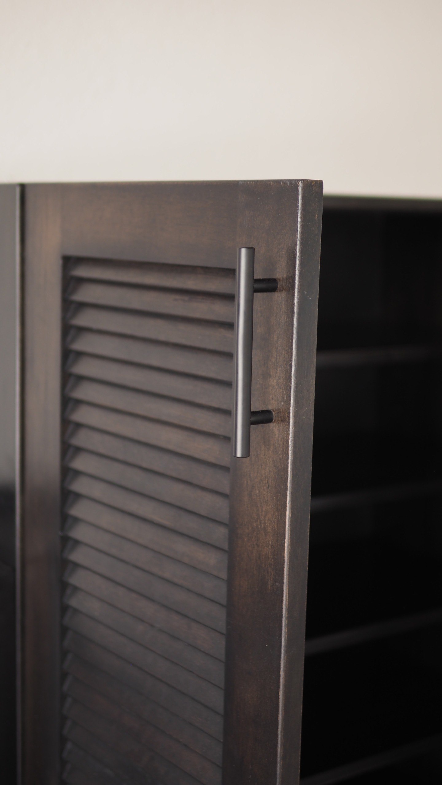 Shoe Cabinet - Image 6