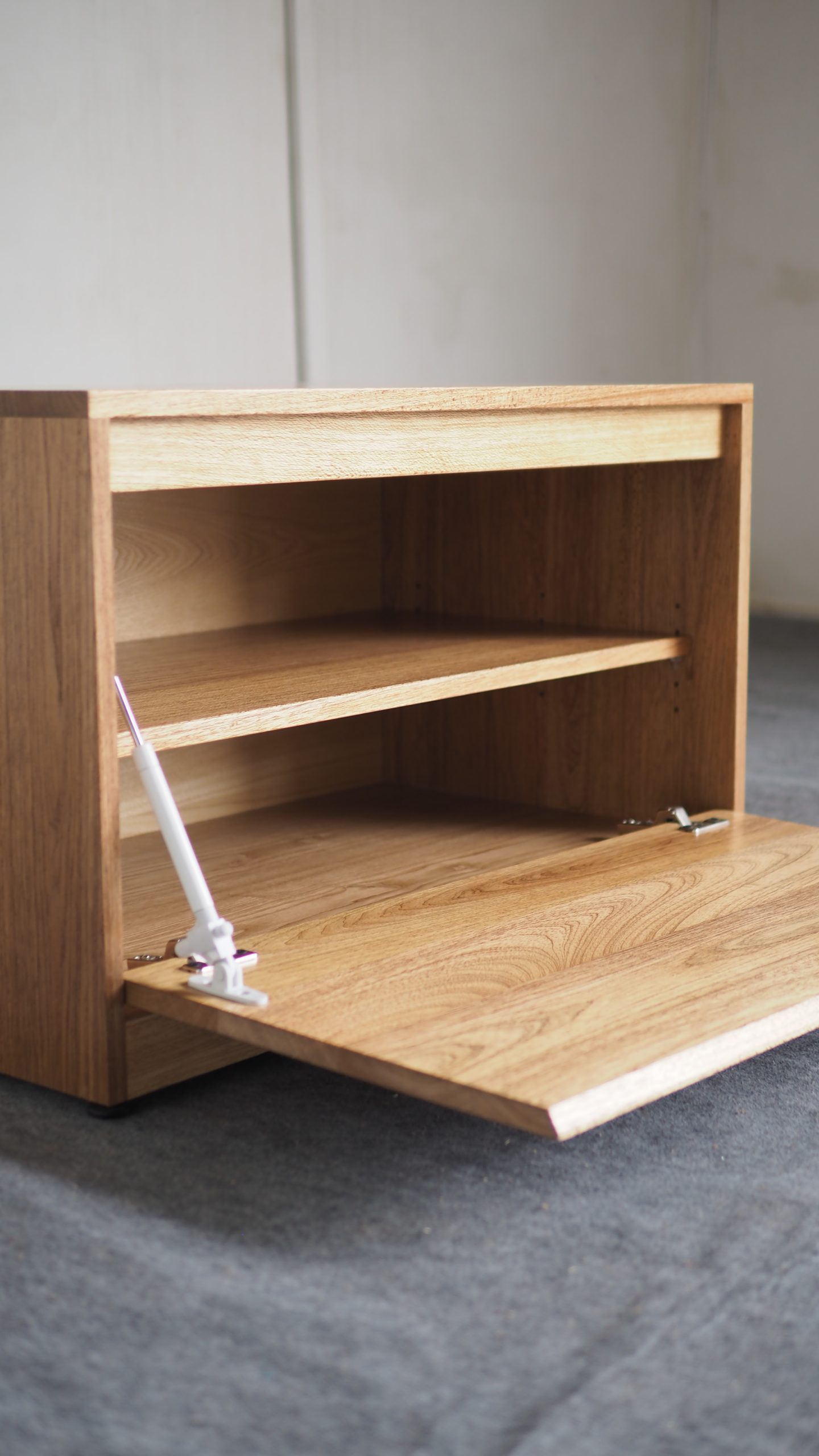 Storage Cabinet - Image 8