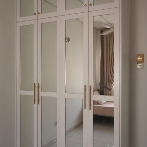 Built-in Wardrobe Cabinet