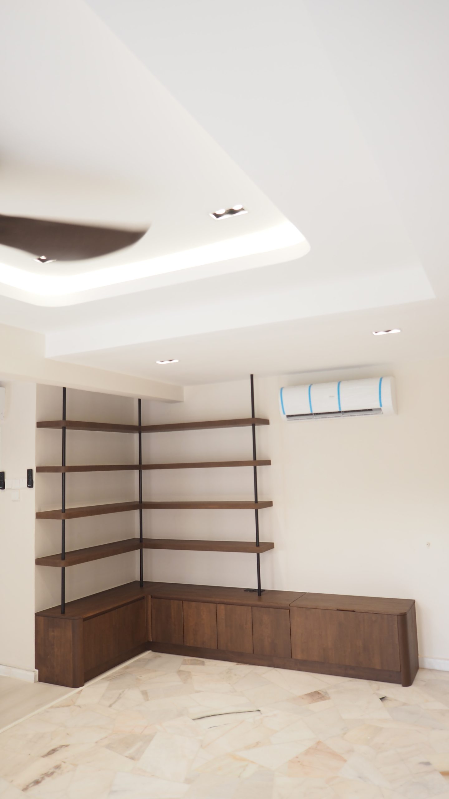 Bookshelf with Bench / Multi-purpose Storage Cabinet