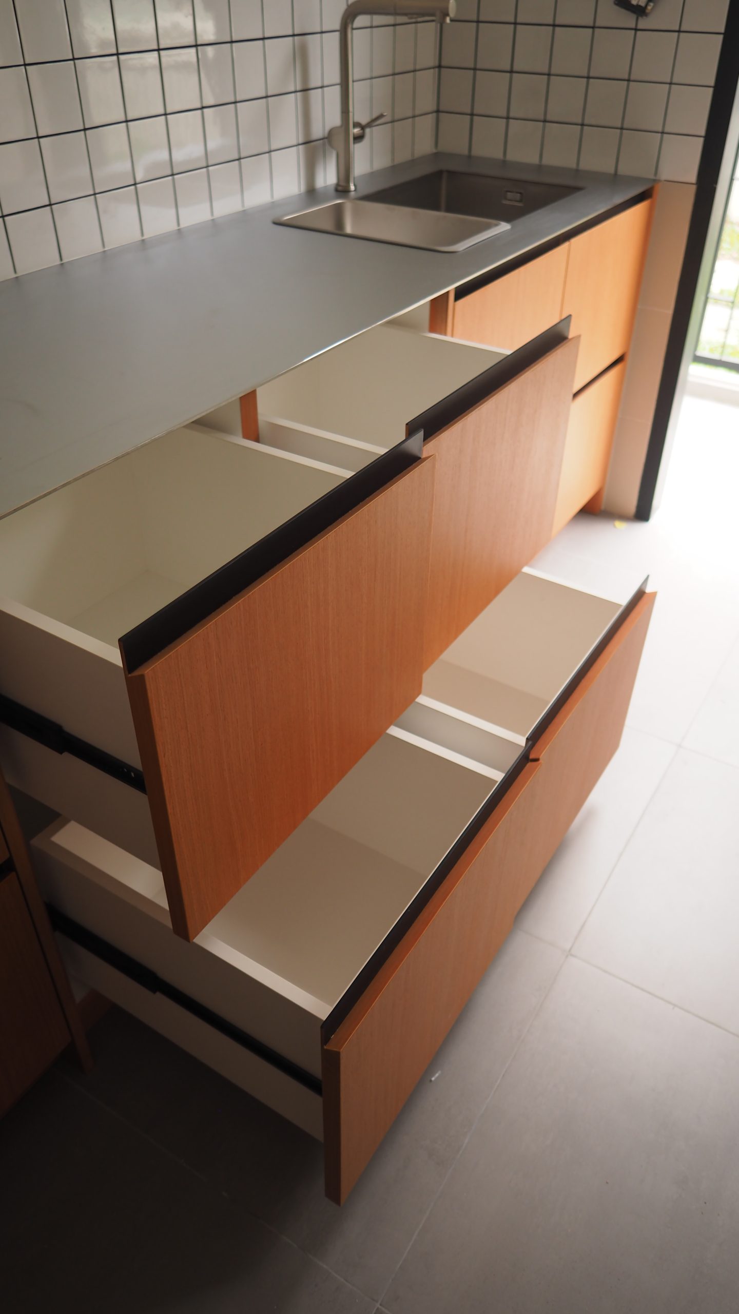 Built-in Kitchen Cabinet - Image 7