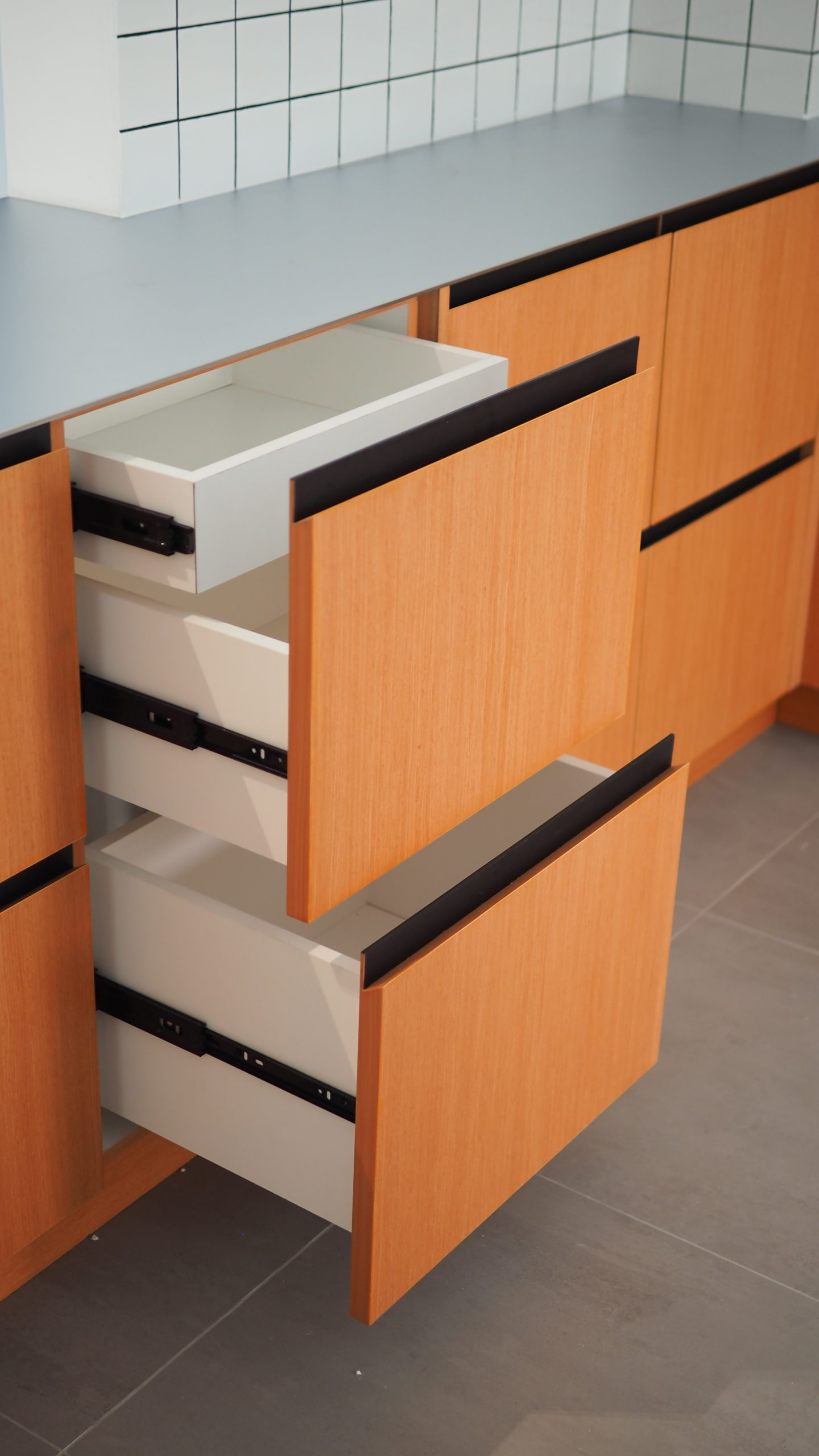 Built-in Kitchen Cabinet - Image 4
